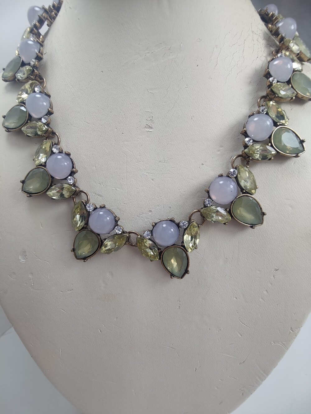 Vintage Style Lavender Green Statement Necklace Bronze Tone Rhinestone Floral - Picture 8 of 10
